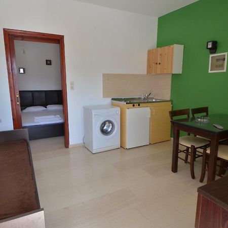 Manos Apartments Agios Nikolaos Buitenkant foto