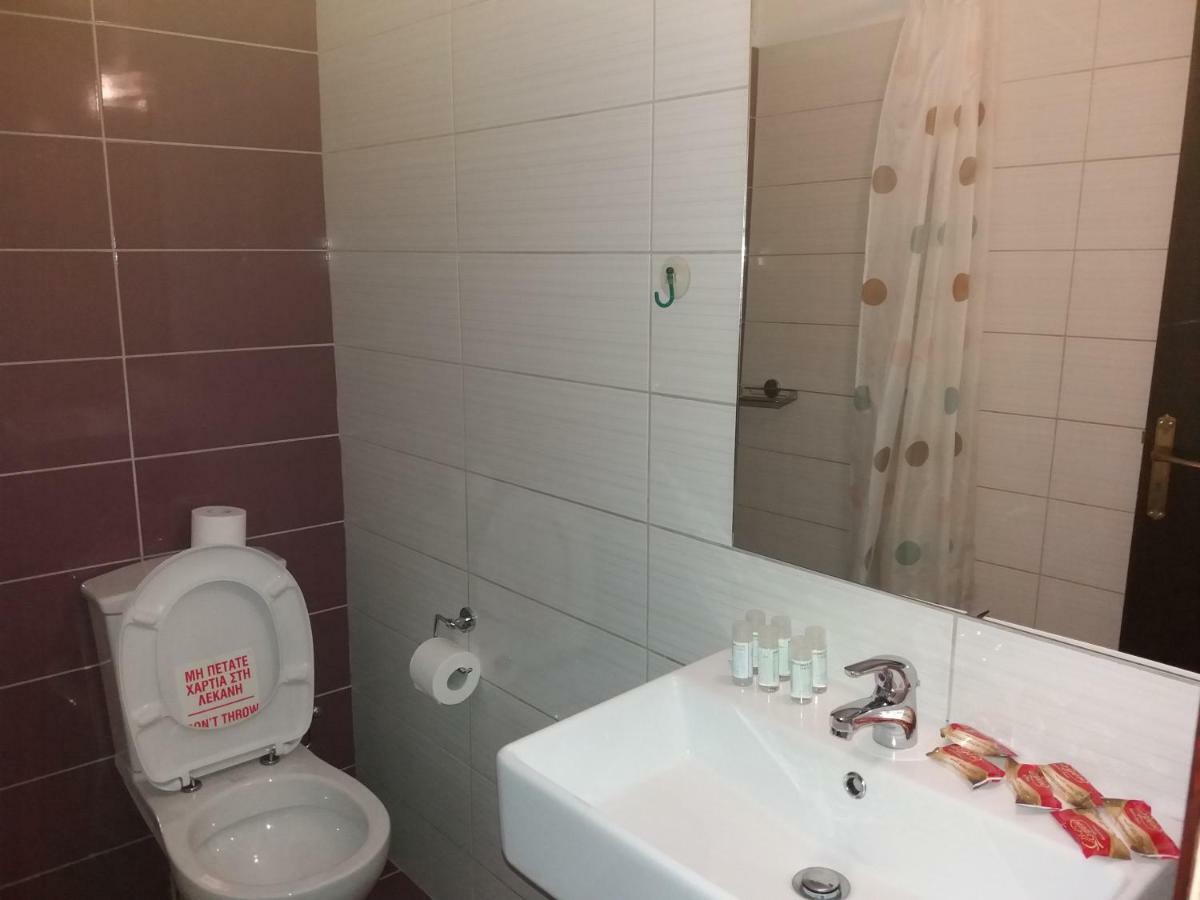 Manos Apartments Agios Nikolaos Buitenkant foto